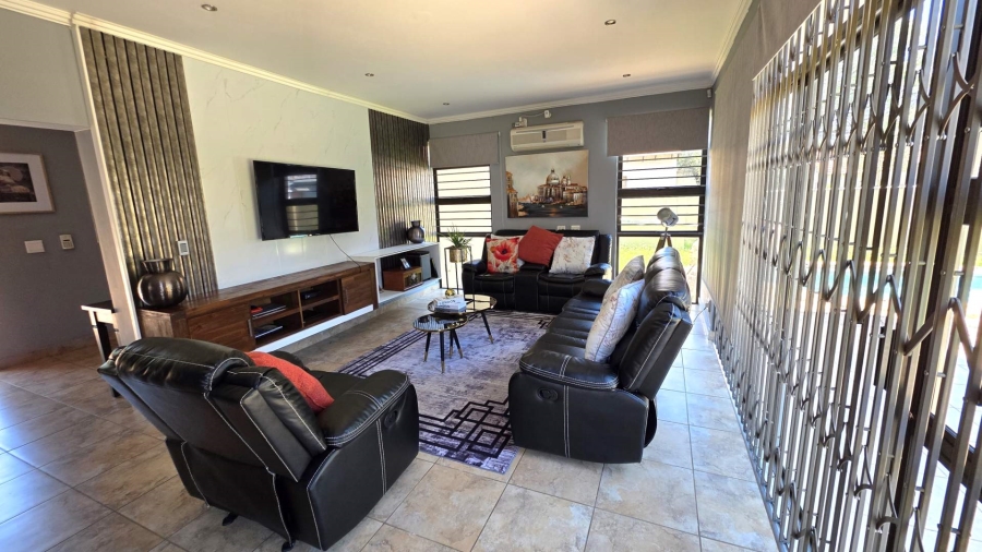 4 Bedroom Property for Sale in Leloko North West